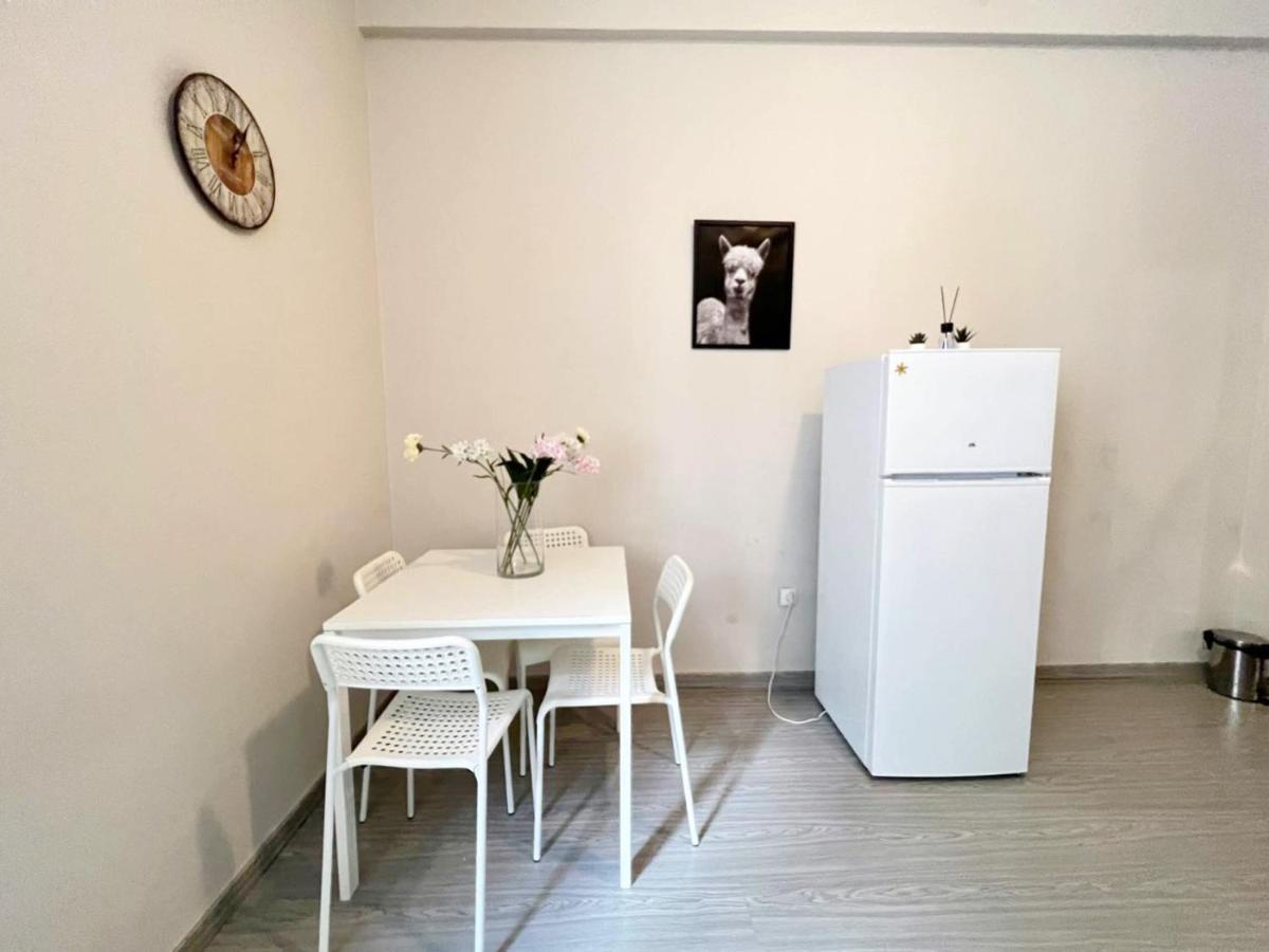 Wsd Golden Times 8 Apartment Hotel Athene Buitenkant foto