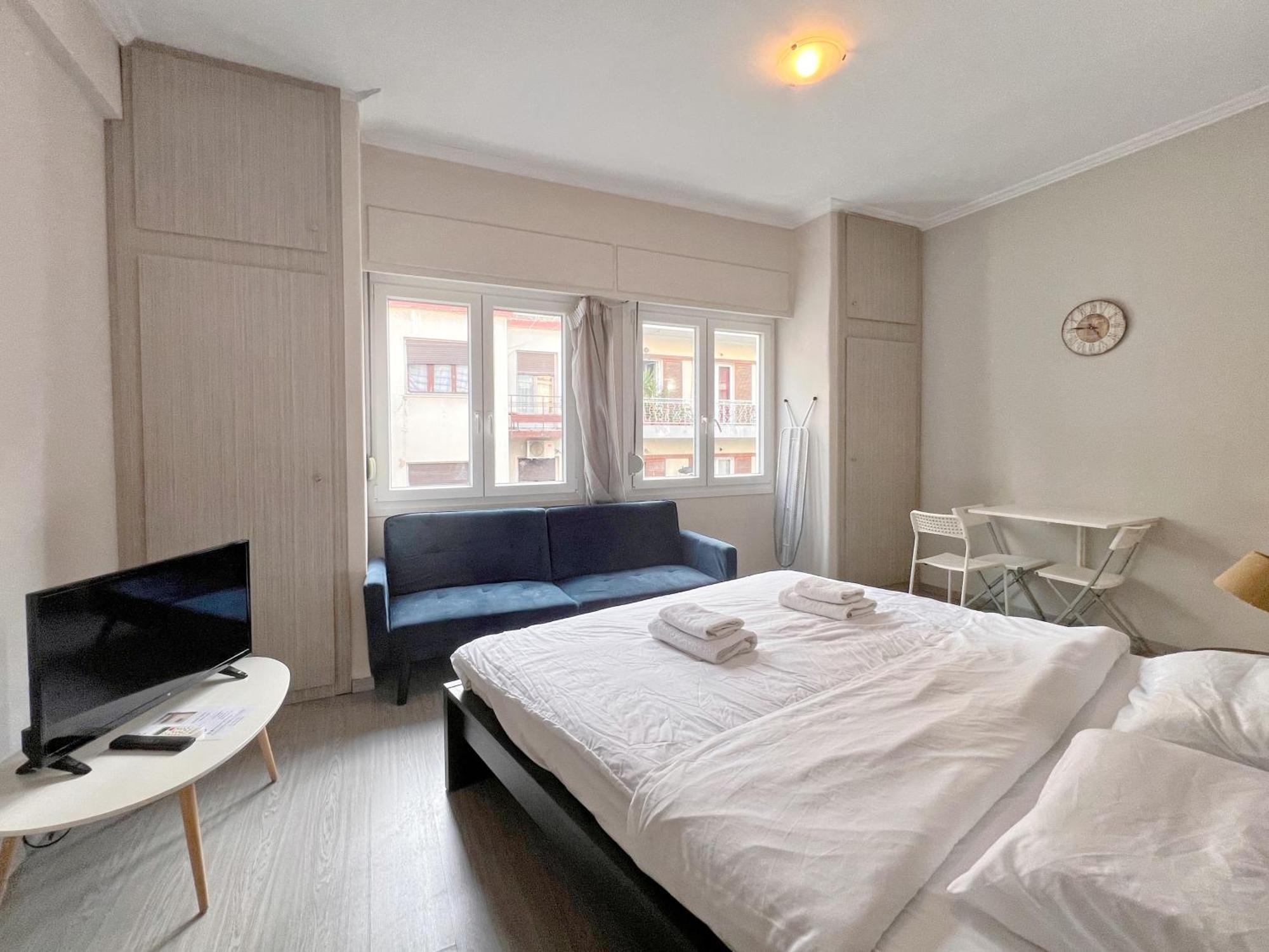 Wsd Golden Times 8 Apartment Hotel Athene Buitenkant foto
